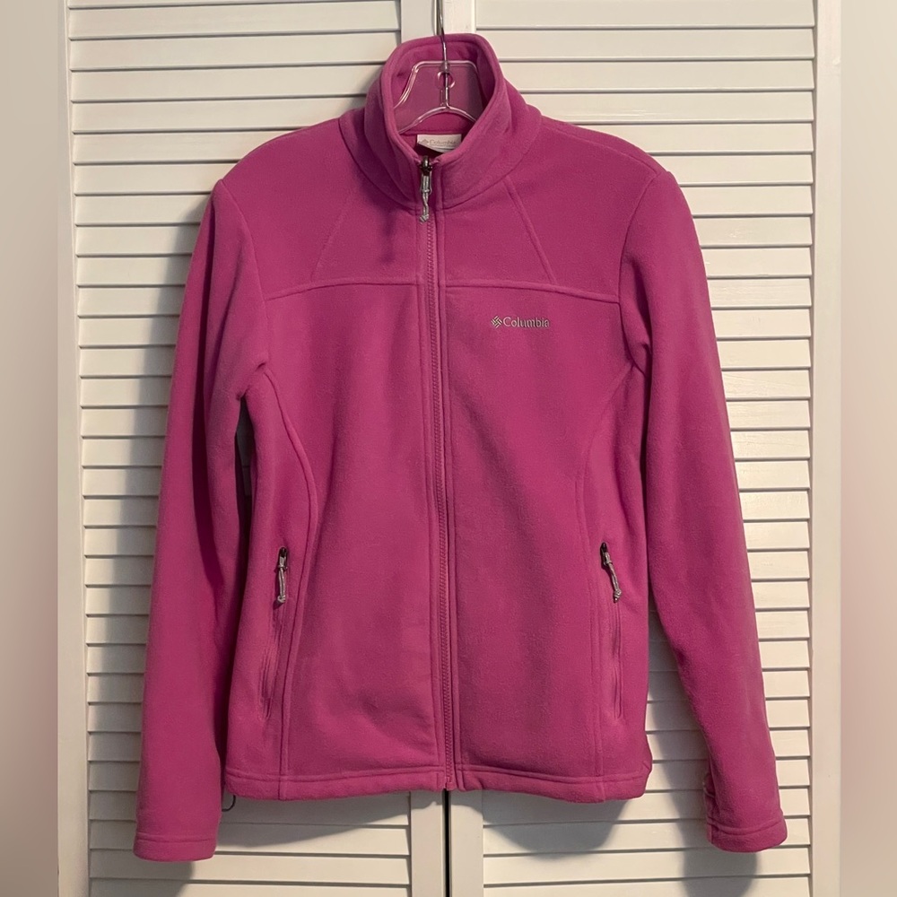 Columbia pink women’s fleece zip-up jacket RN 69724, size XS.